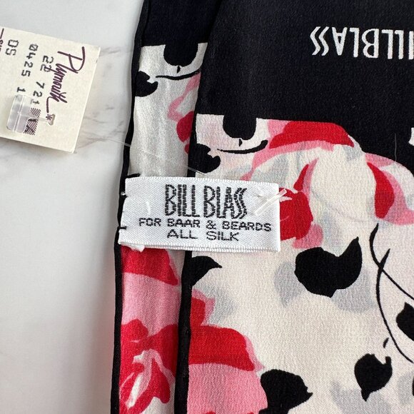 Bill Blass Silk Oblong Scarf, Red Rose Stripe Print, 56x11, Vintage Baar & Beard - Picture 9 of 10